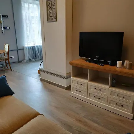 Apartment Bri170 *